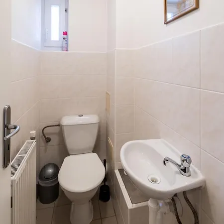 Hill 46 By Interhome Semesterbostad