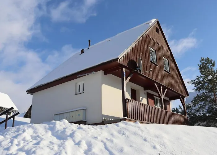 Hill 46 By Interhome Ferienhaus Cista (Hradec Kralove)